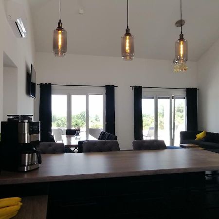 Villa Orao Kaštel Novi エクステリア 写真