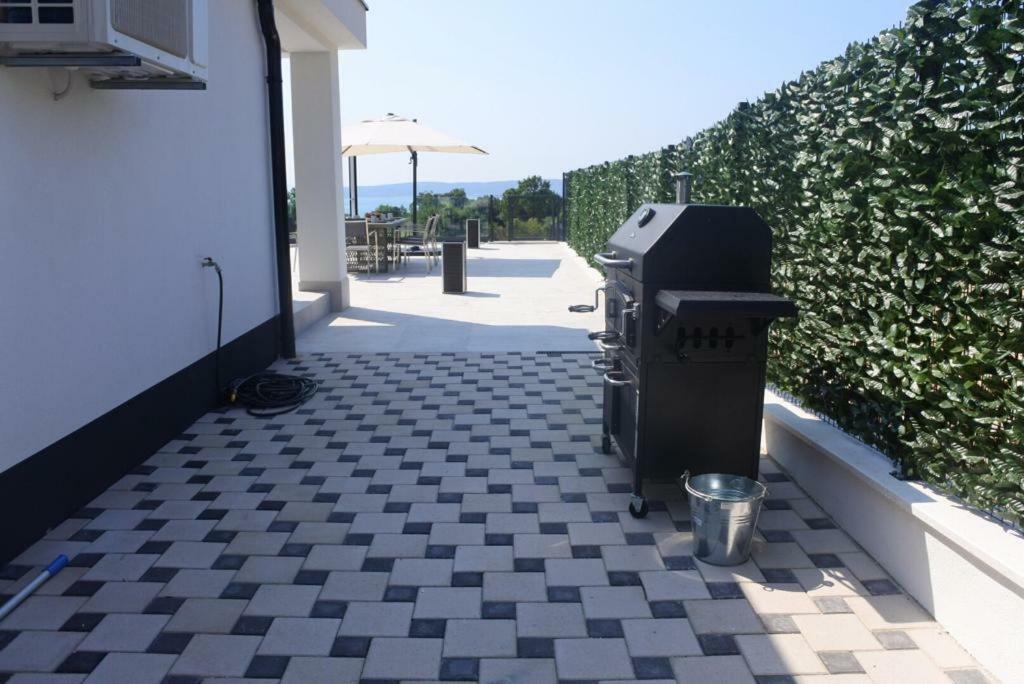 Villa Orao Kaštel Novi エクステリア 写真